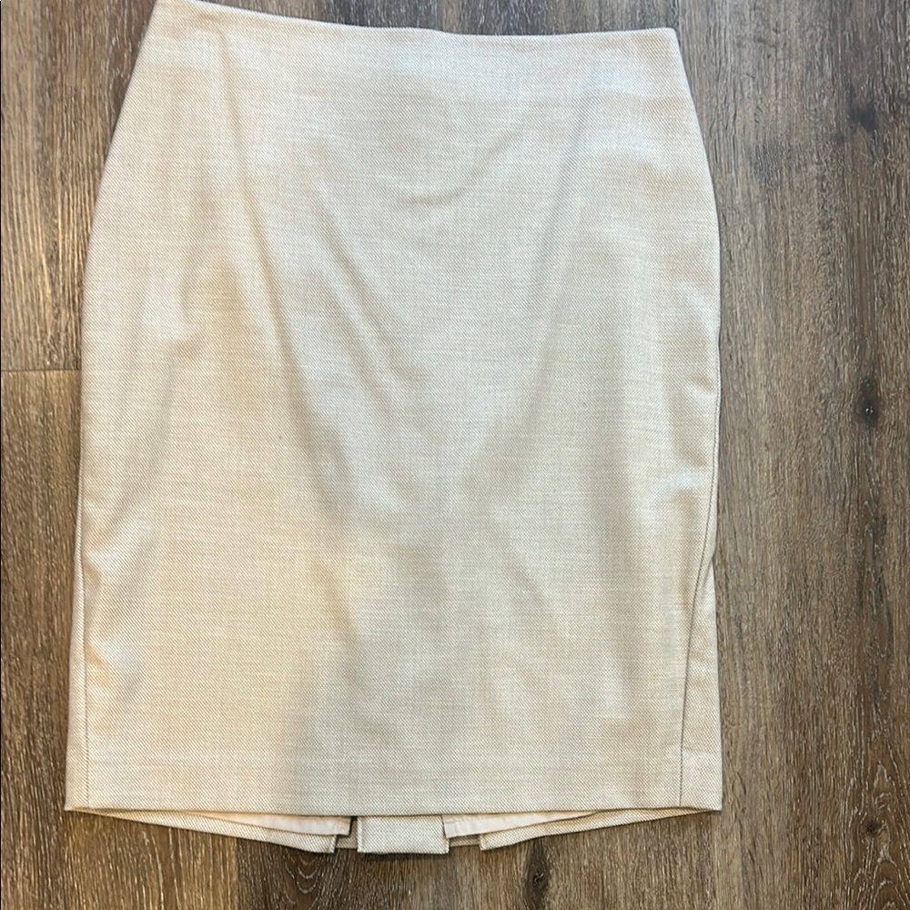 Elegant Cream Pencil Skirt